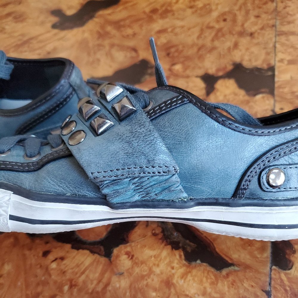 MCQ Alexander McQueen leather studded sneaker - Picture 7 of 9